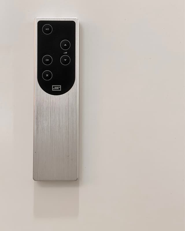 Schiit Saga remote control