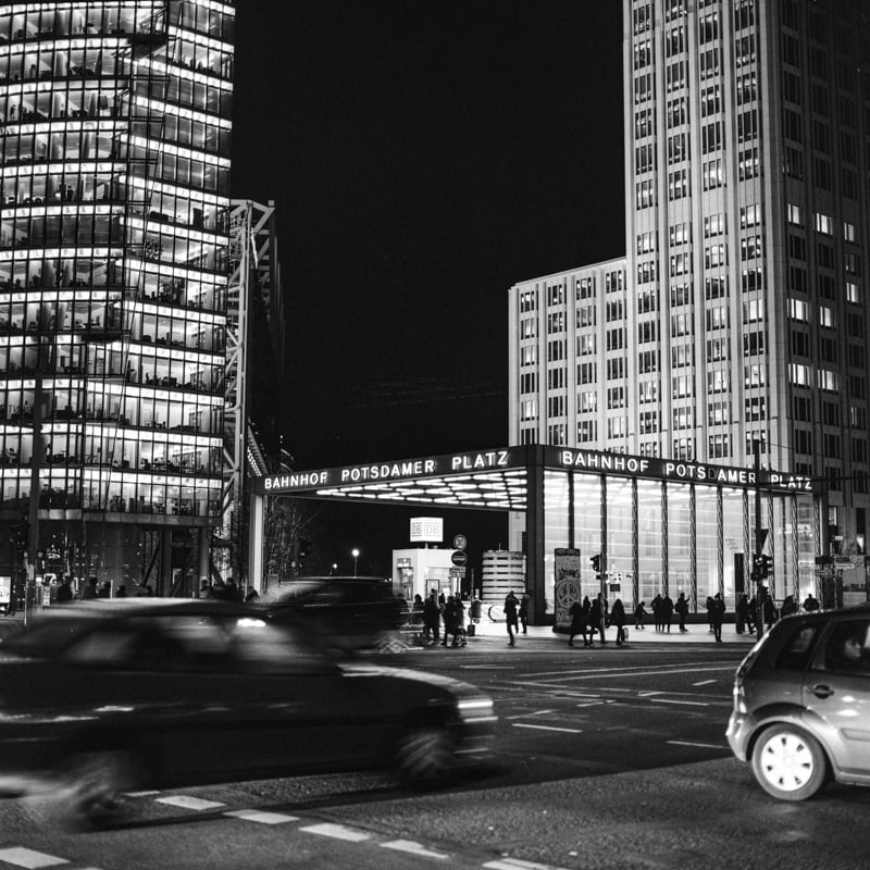 Portrait 13 from Bauhäuslers photography series