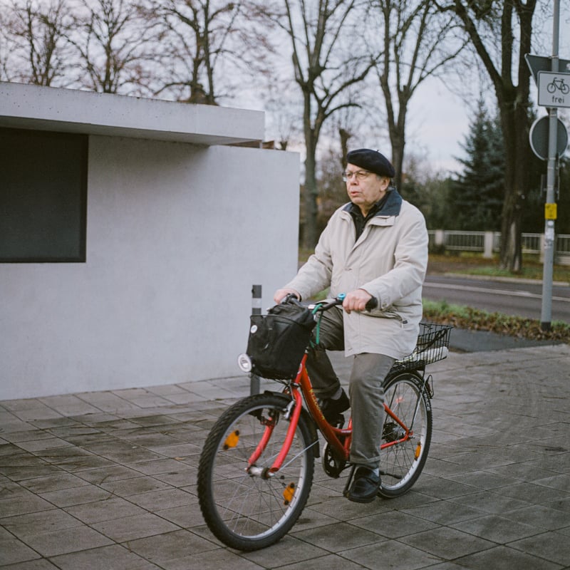 Portrait 9 from Bauhäuslers photography series