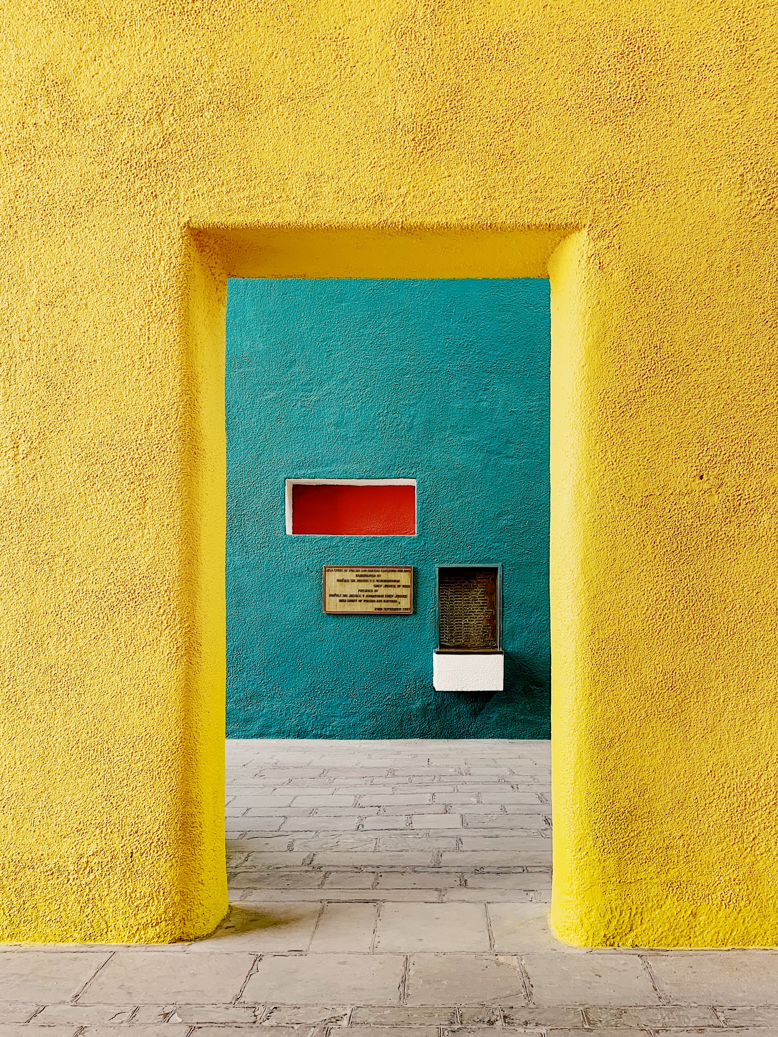 Photograph 4 from La Main Ouverte architecture series