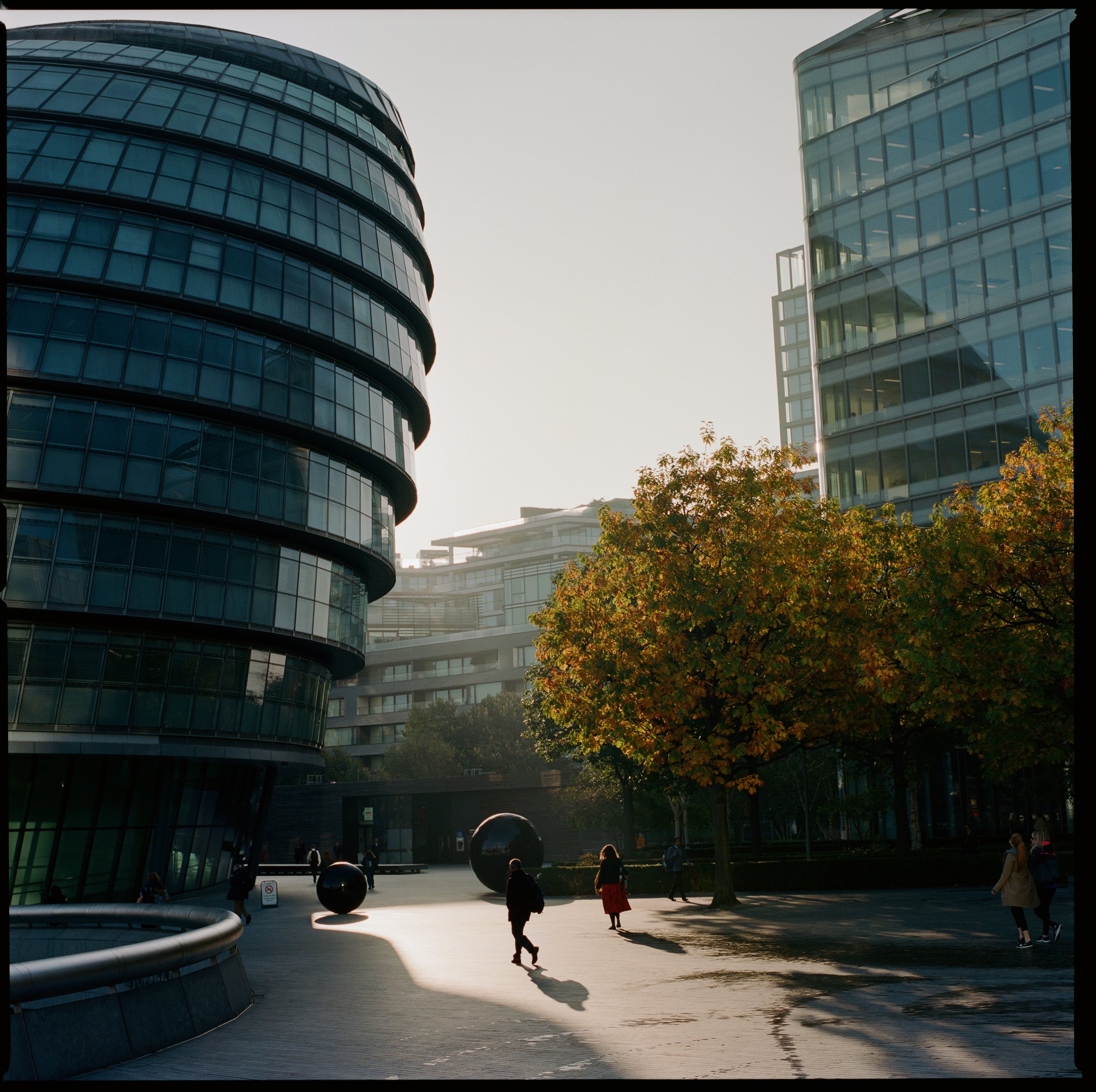 Photograph 5 from SE1 film photography collection